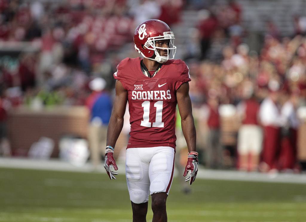 Dede Westbrook lines up during a game in 2016.