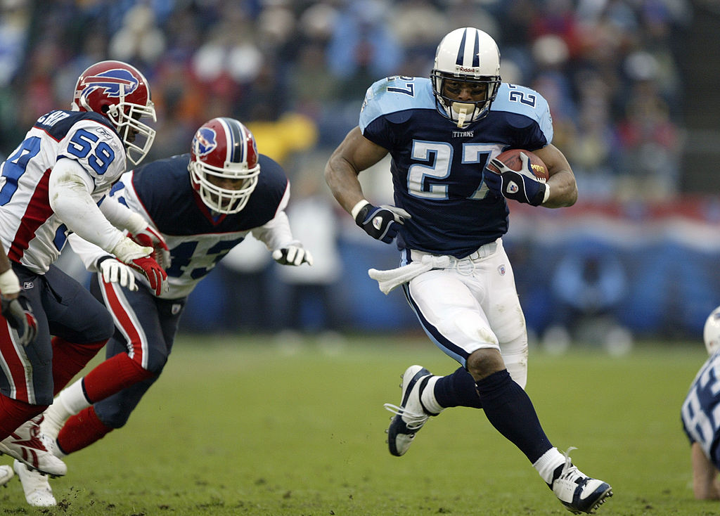 Running back Eddie George #27 of the Tennessee Titans