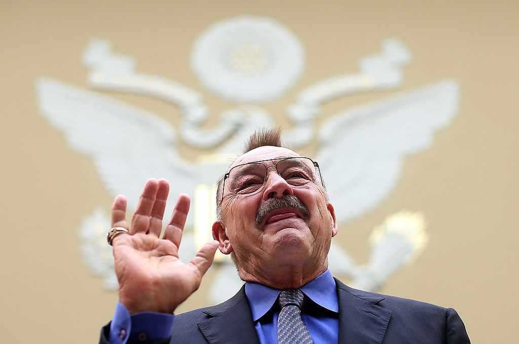 Pro Football Hall of Famer Dick Butkus waves
