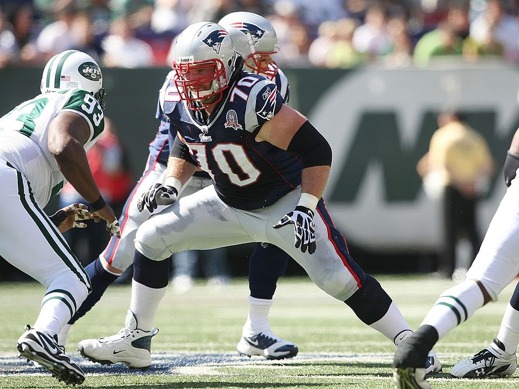 Logan Mankins of the New England Patriots faces the New York Jets.