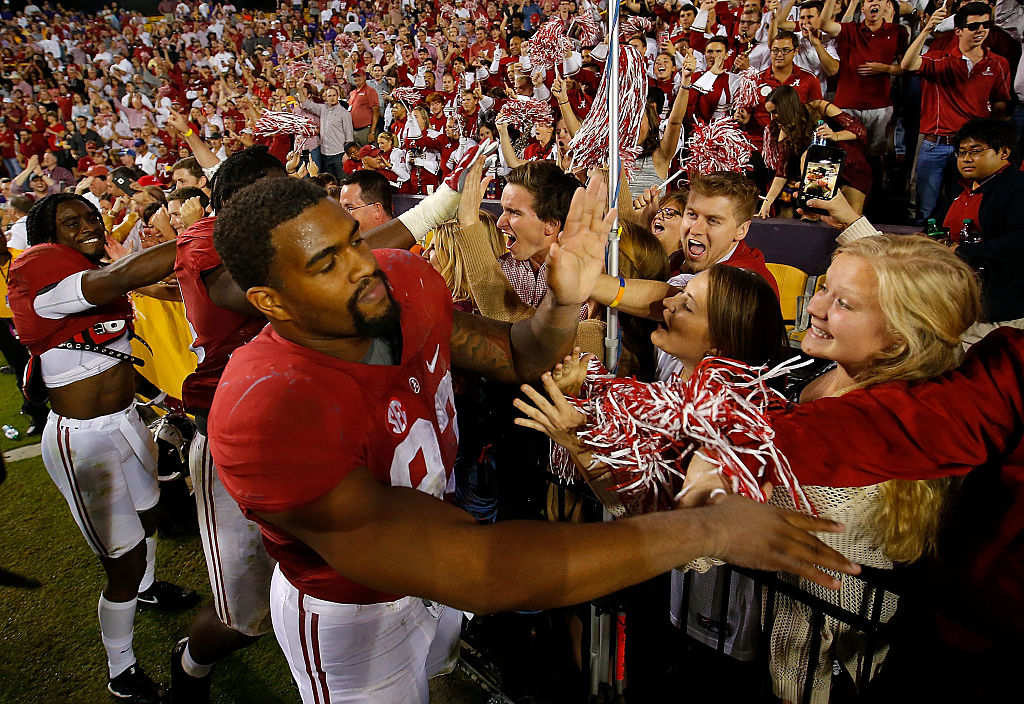 Jonathan Allen #93 of the Alabama Crimson Tide