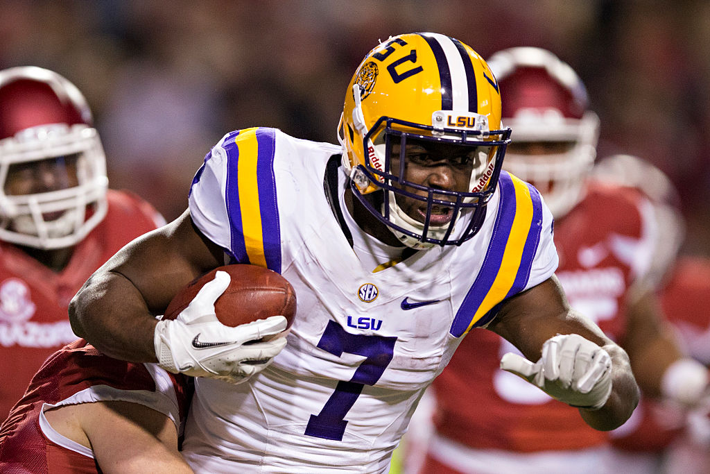 Leonard Fournette #7 of the LSU Tigers