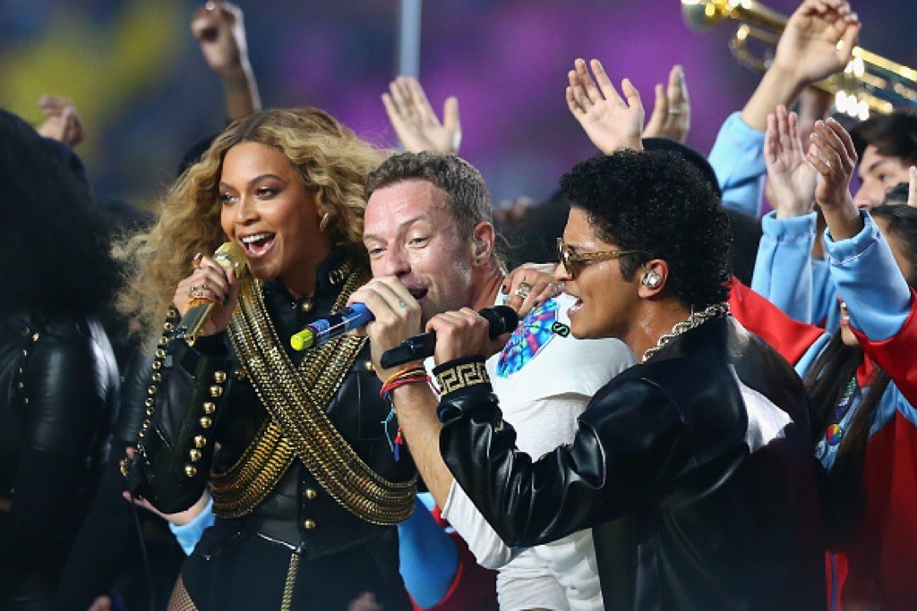 Beyonc?e, Chris Martin of Coldplay and Bruno Mars perform during the Pepsi Super Bowl 50 Halftime Show at Levi's Stadium on February 7, 2016 in Santa Clara, California. (Photo by Ronald Martinez/Getty Images)
