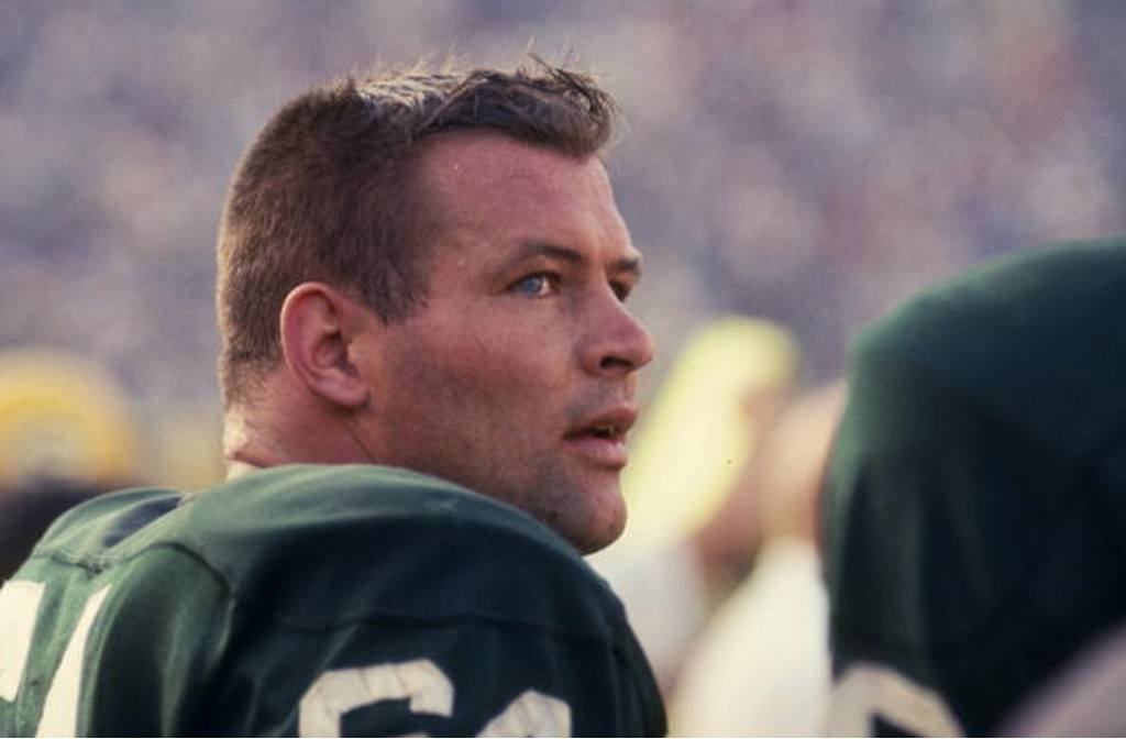 Green Bay Packers guard Jerry Kramer sits on the sidelines during Super Bowl I.