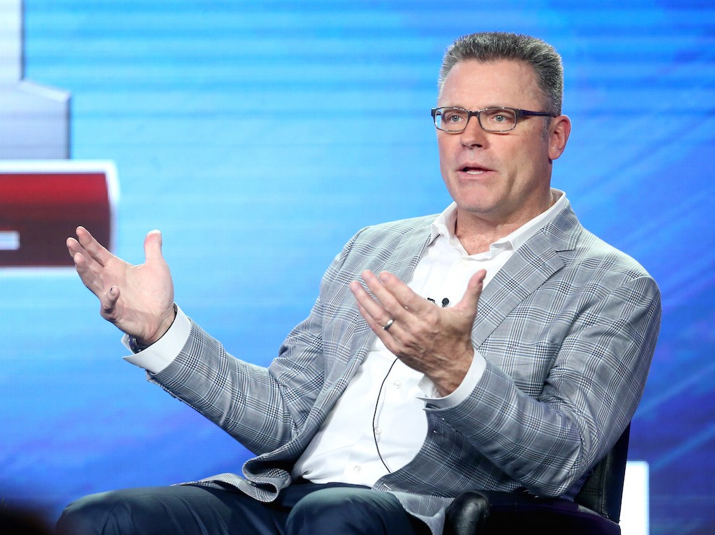 Howie Long commentates for ESpN.