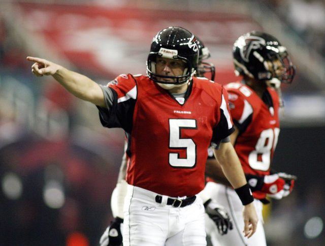 Morten Anderson points to his competition.