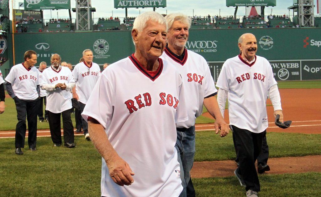 Bill Lee walks across the Red Sox field.
