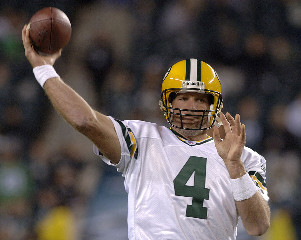 Green Bay Packers quarterback Brett Favre warms up before play against the Philadelphia Eagles
