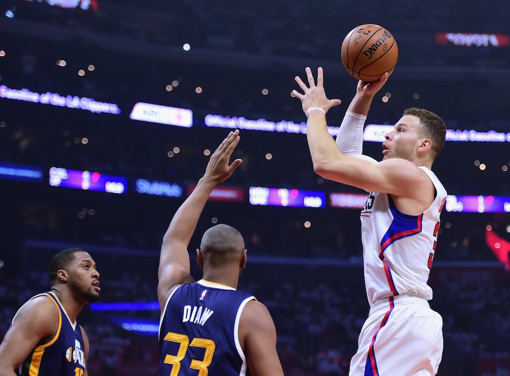 Blake Griffin puts up the shot.