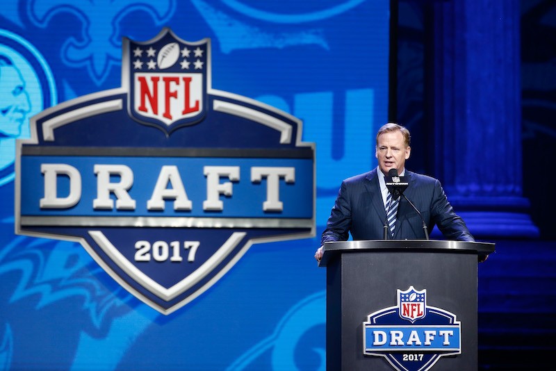 NFL Commissioner Roger Goddell announces a pick during the 2017 NFL Draft. 