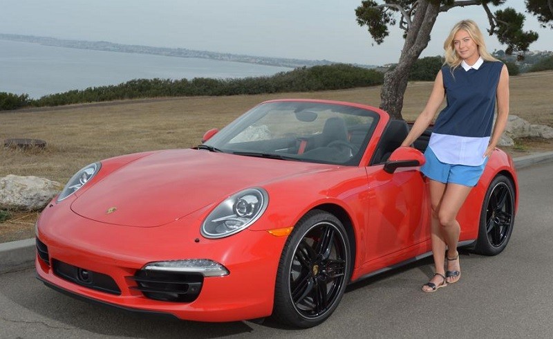 Picture of Maria Sharapova and a red Porsche 911 S cabriolet