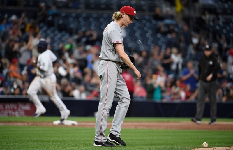 Bronson Arroyo of the Cincinnati Reds looks down after giving up a two-run home run.