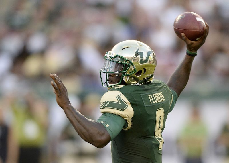 Quarterback Quinton Flowers of the South Florida Bulls looks to pass.