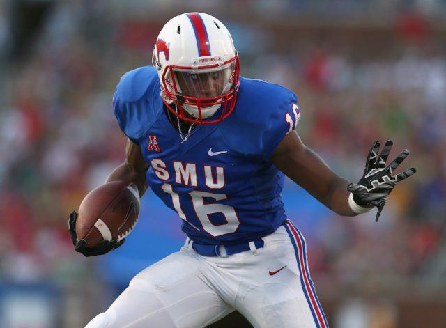 Courtland Sutton gets the touchdown reception. Courtland Sutton with the touchdown.