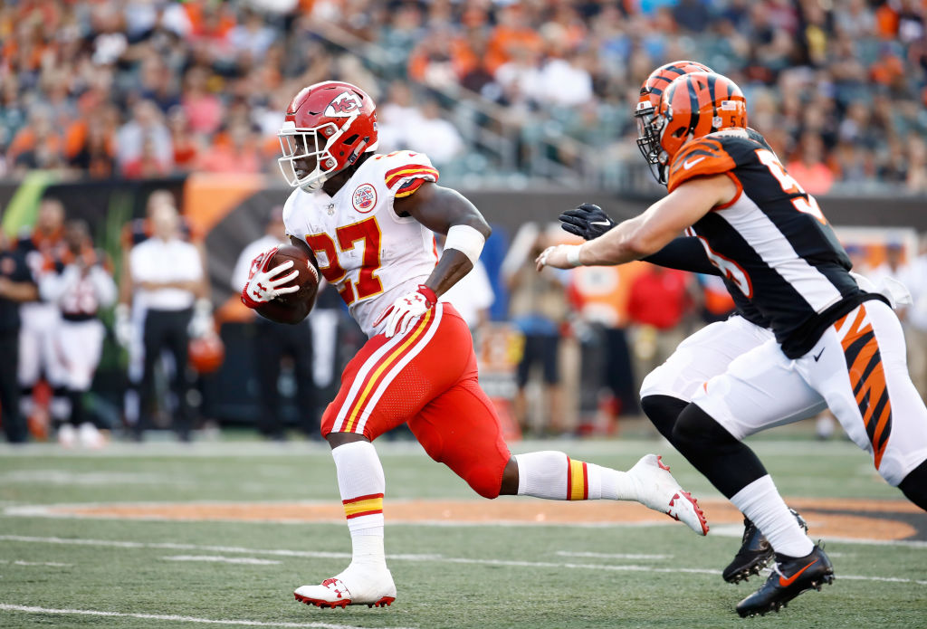 Kareem Hunt Kareem Hunt #27 of the Kansas City Chiefs runs with the ball