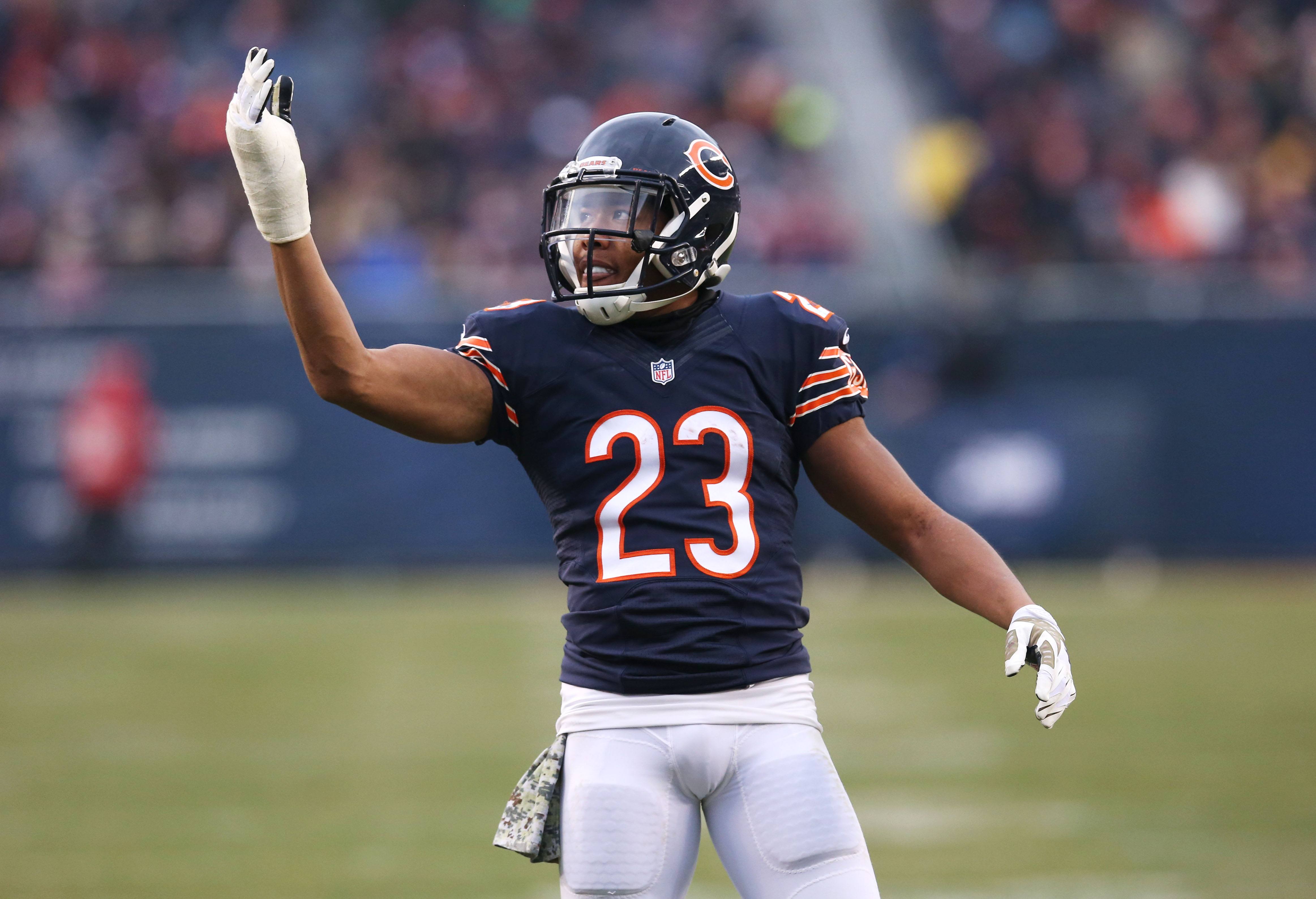 Kyle Fuller #23 of the Chicago Bears fires up the fans.