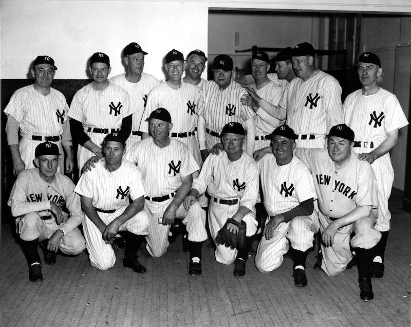 The New York Yankees posing for a photo. 