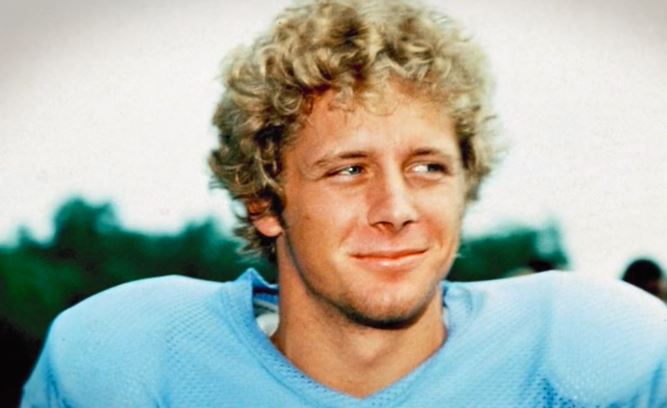 Steve Largent in training camp with the Houston Oilers. Steve Largent in training camp with the Houston Oilers.