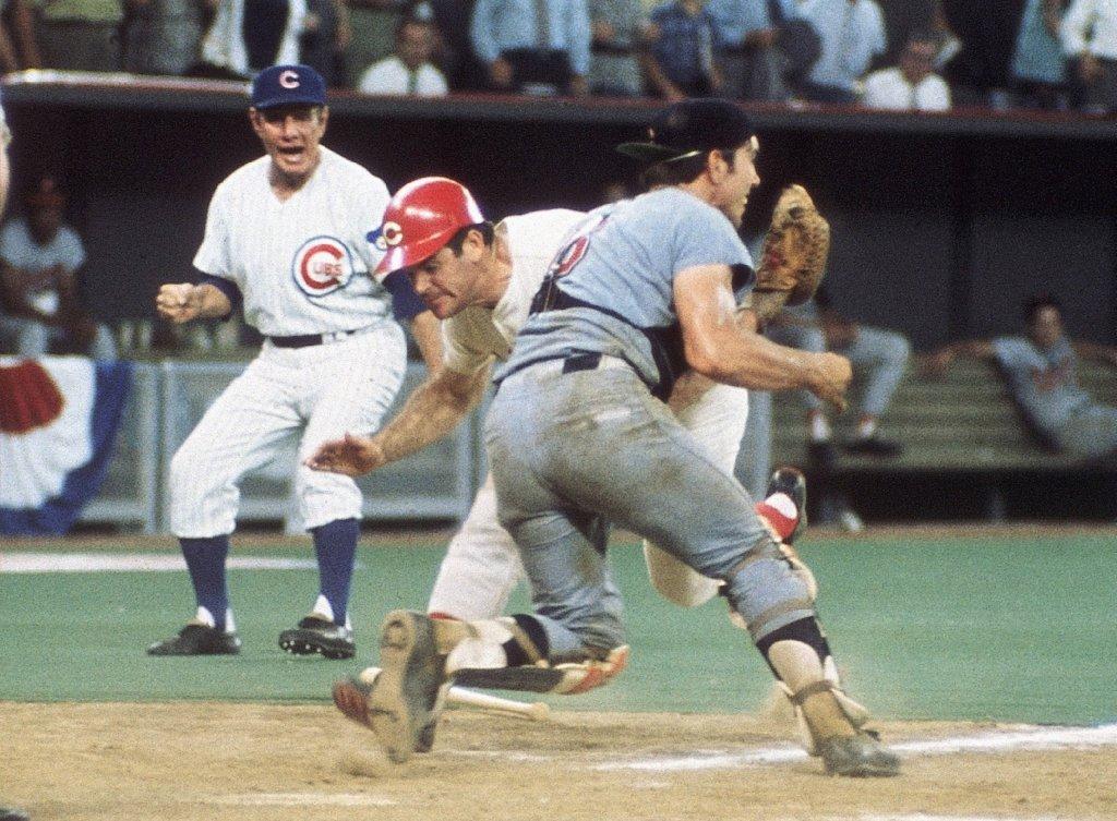 Pete Rose takes down Ray Fosse.