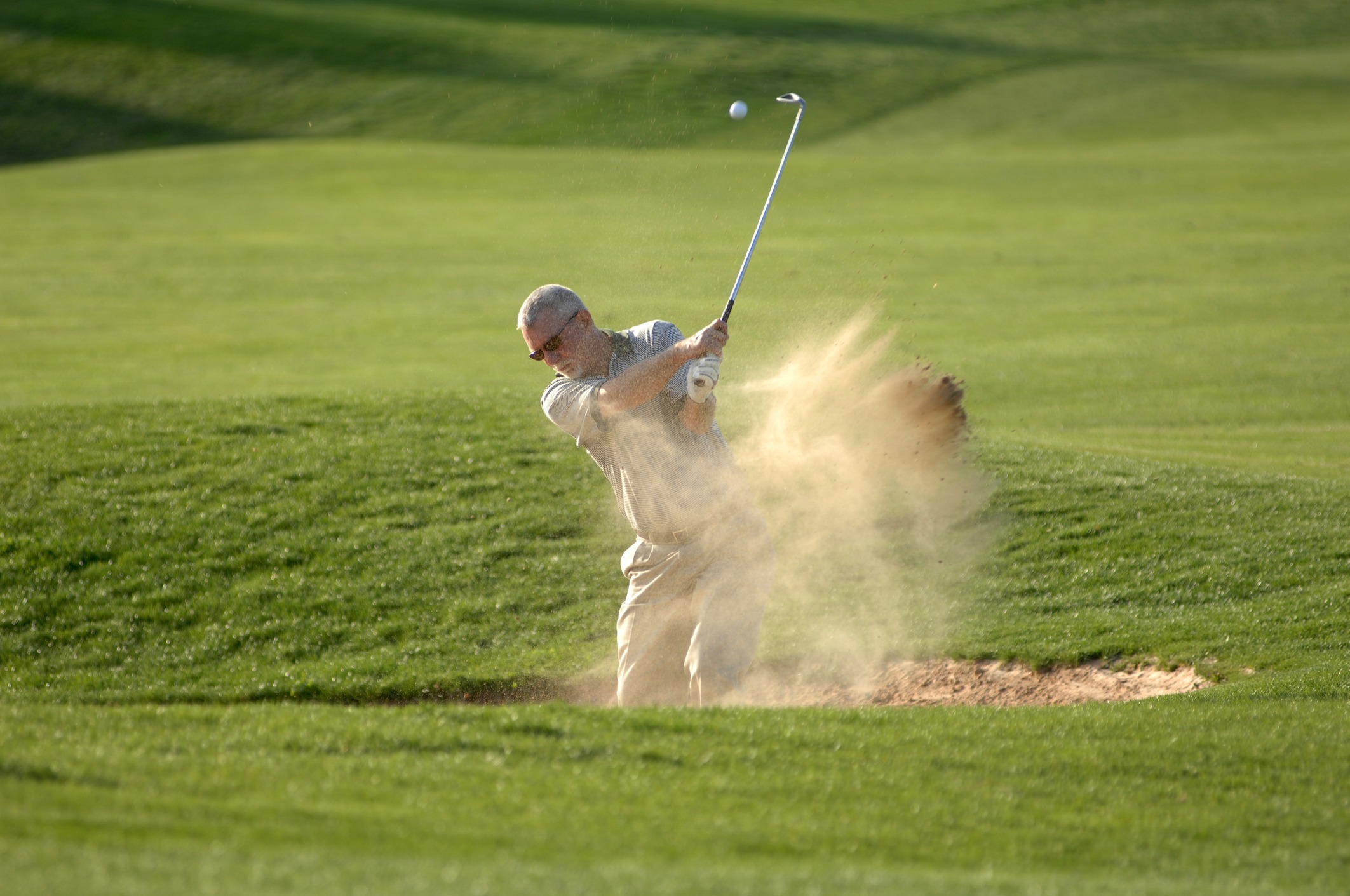 Golf Bunker shot