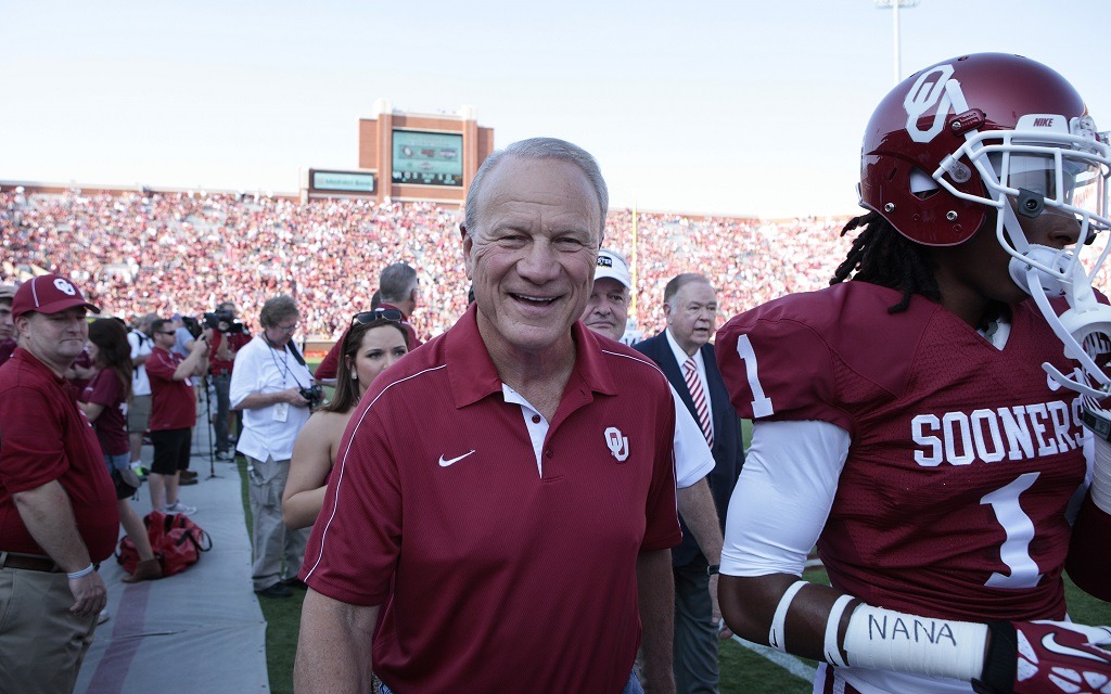 Former Oklahoma Sooners head coach Barry Switzer Former Oklahoma Sooners head coach Barry Switzer