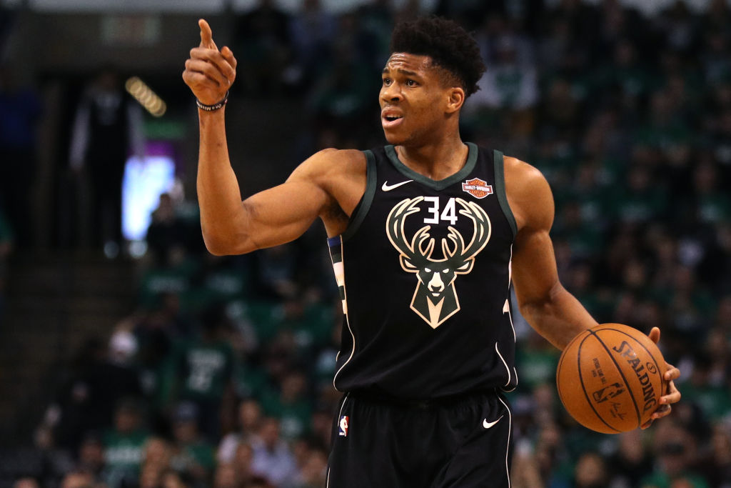 What Are the Wingspan and Vertical of NBA Star Giannis Antetokounmpo?