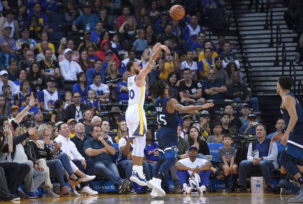 Stephen Curry has one of the NBA's most unguardable moves