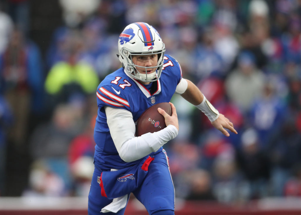 The Buffalo Bills should add offensive weapons in free agency in order to help out QB Josh Allen