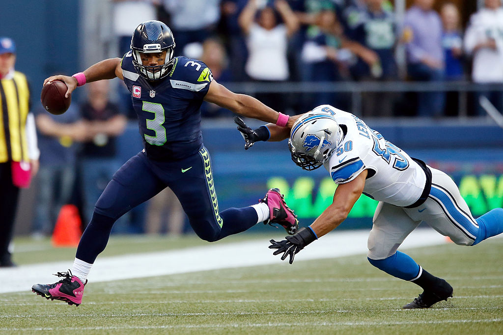 Other elite NFL players should applaud Russell Wilson for playing hardball with his new contract extension.