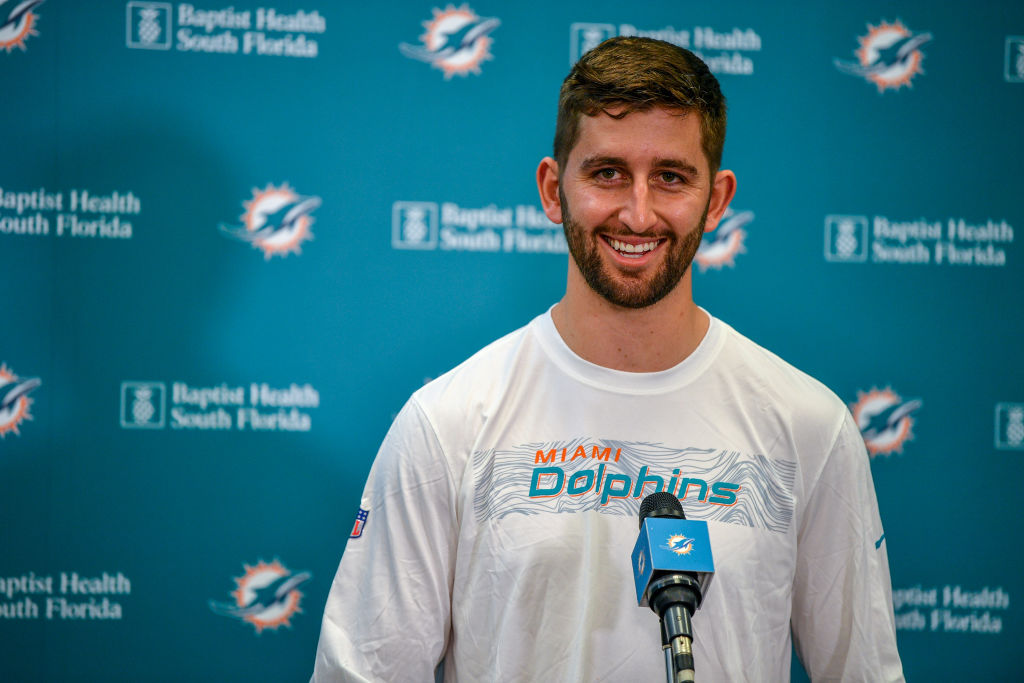 The Cardinals' mishandling of the Josh Rosen trade worked out well for the Dolphins.