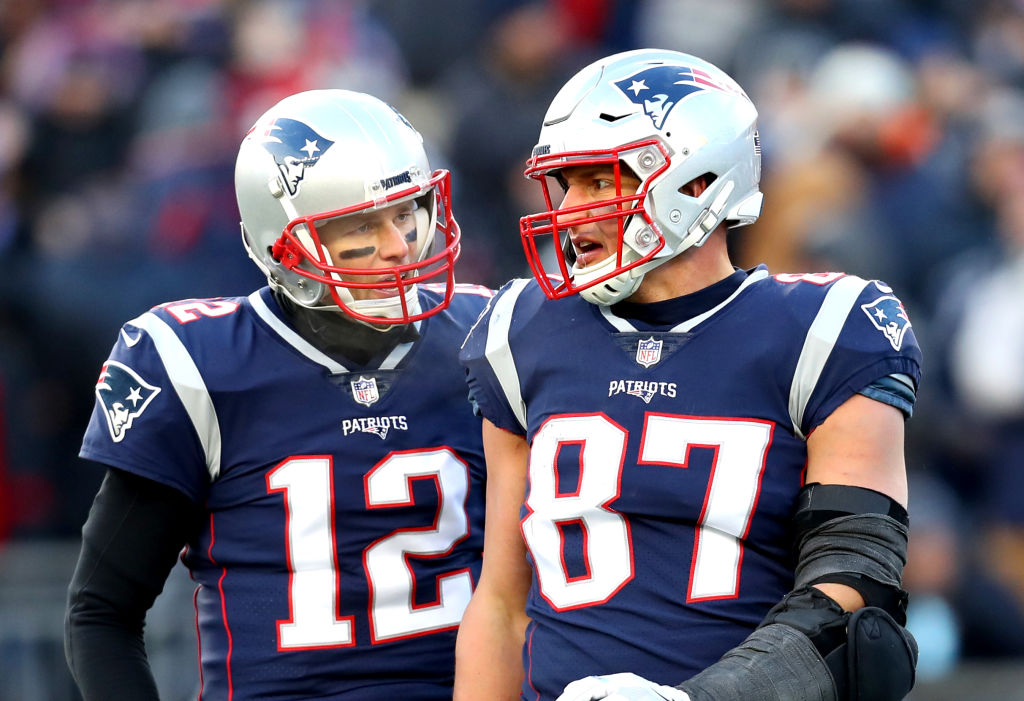 Did doing Tom Brady's workout regimen for more harm than good for Rob Gronkowski (right)?
