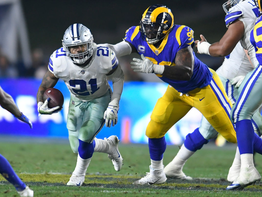 Why the Cowboys Shouldn't Pay Ezekiel Elliott