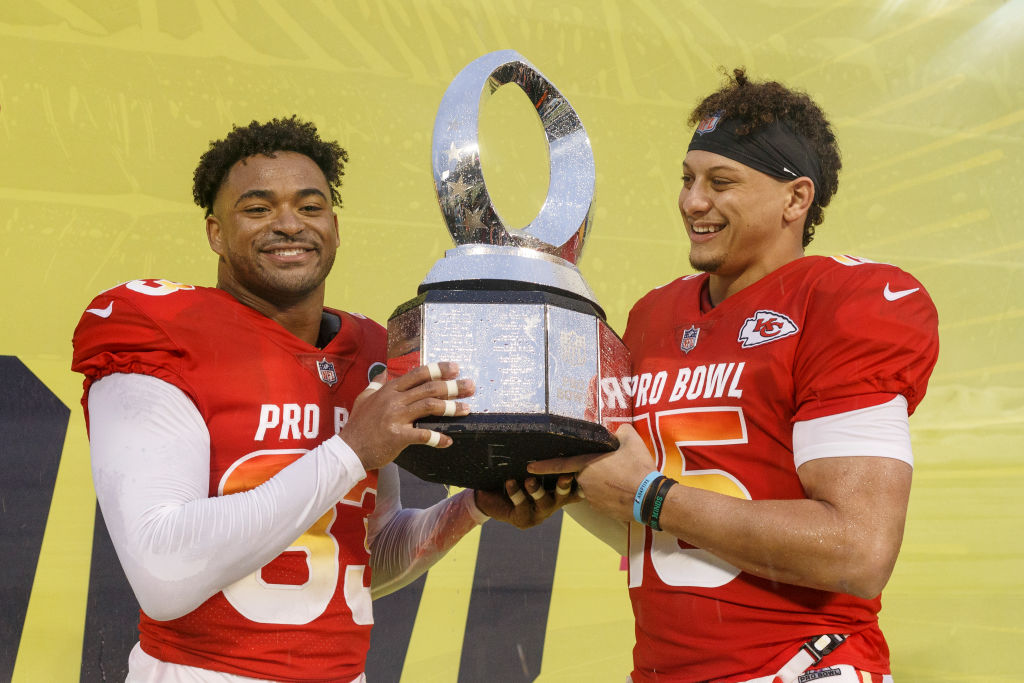 Patrick Mahomes (Right) wins co-MVP at the NFL Pro Bowl Game