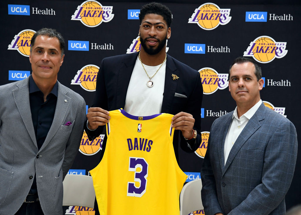 anthony davis lakers jersey number