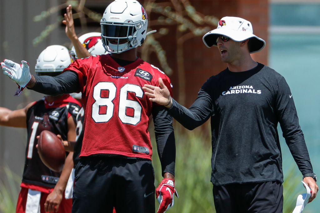 Arizona Cardinals head coach Kliff Kingsbury (right) figures to use every weapon available in his offense.