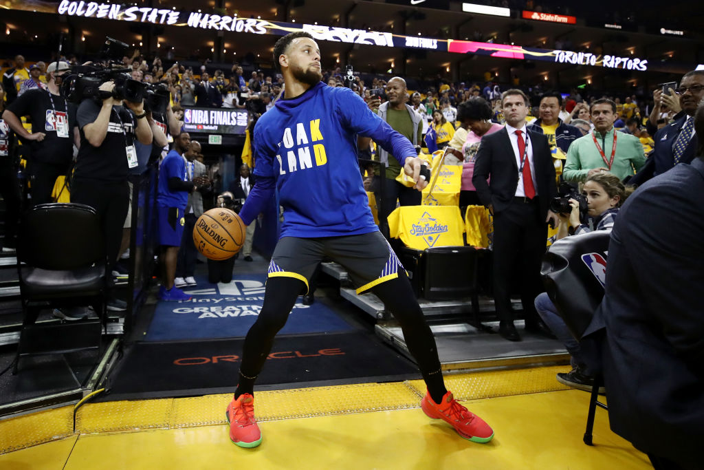 Steph Curry on what his 15-minute pregame dribbling/shooting/one