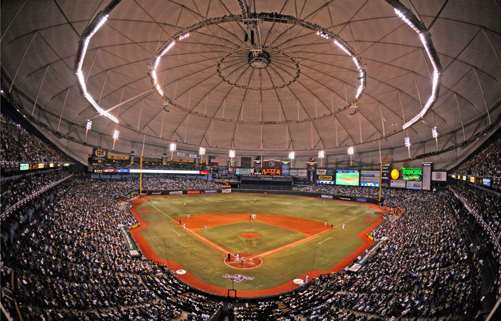 The 3 Largest and 3 Smallest MLB Stadiums