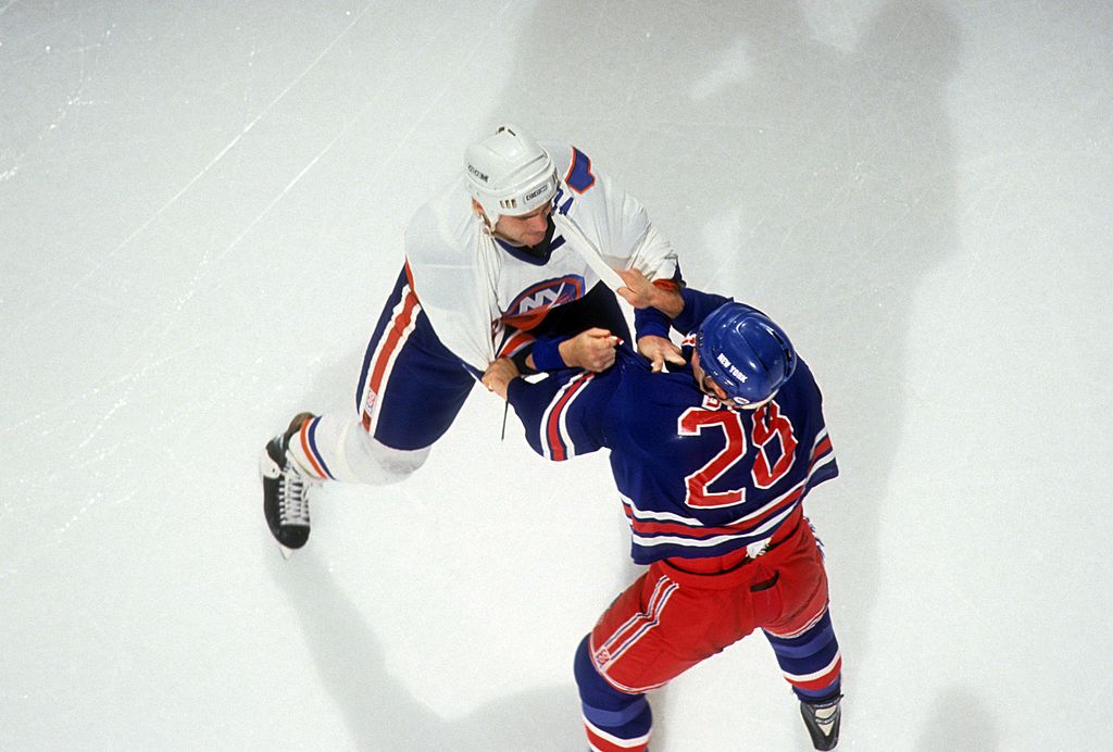 Tie Domi hockey fight