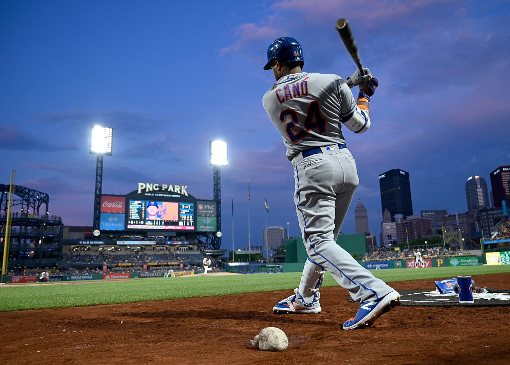 Robinson Cano #24 of the New York Mets waits on deck