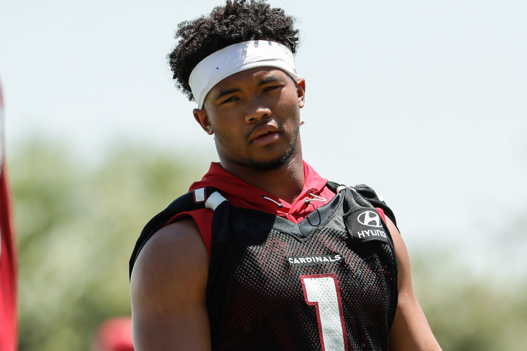 Arizona Cardinals quarterback Kyler Murray says he doesn't feel any pressure even though he was a No. 1 draft pick who turned down a baseball career for the NFL.