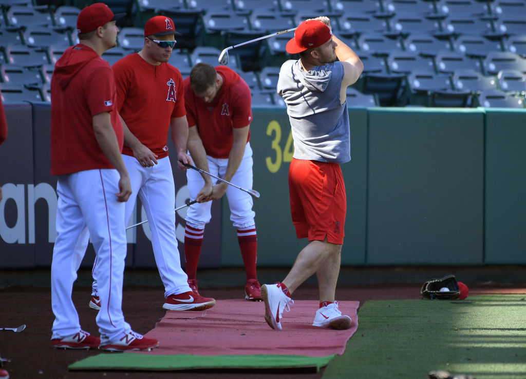 Angels outfielder Mike Trout is an excellent baseball player, and he's not too bad at golf, either.
