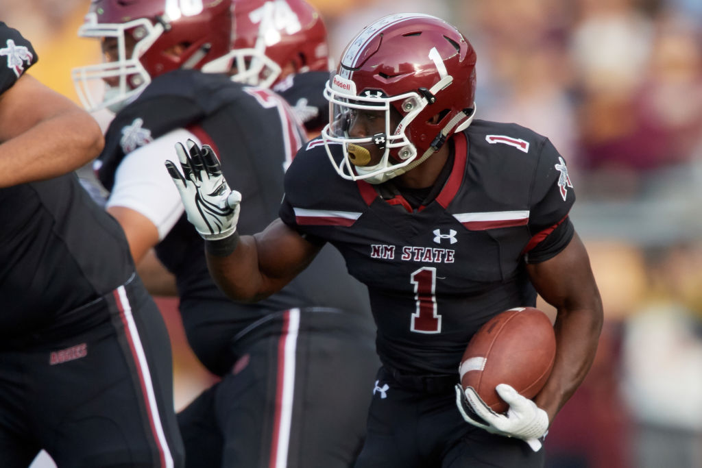 New Mexico State quarterback Jason Huntley could be one of the dark horse candidates for the 2019 Heisman Trophy.
