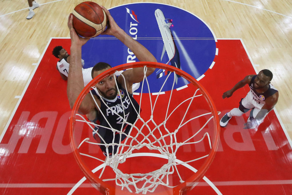 Rudy Gobert drives to the hoop for France