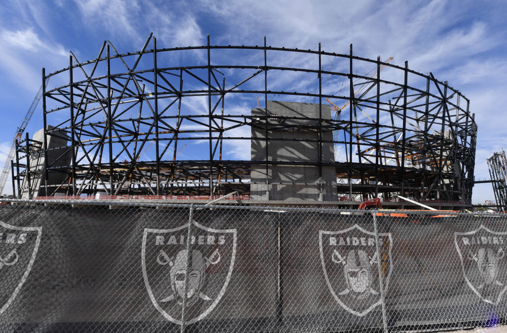 Allegiant Stadium Roof Installation Begins Video Las Vegas Review Journal