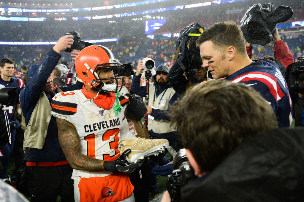 Cleveland Browns receiver Odell Beckham Jr. gifts Patriots quarterback Tom Brady a custom pair of cleats.