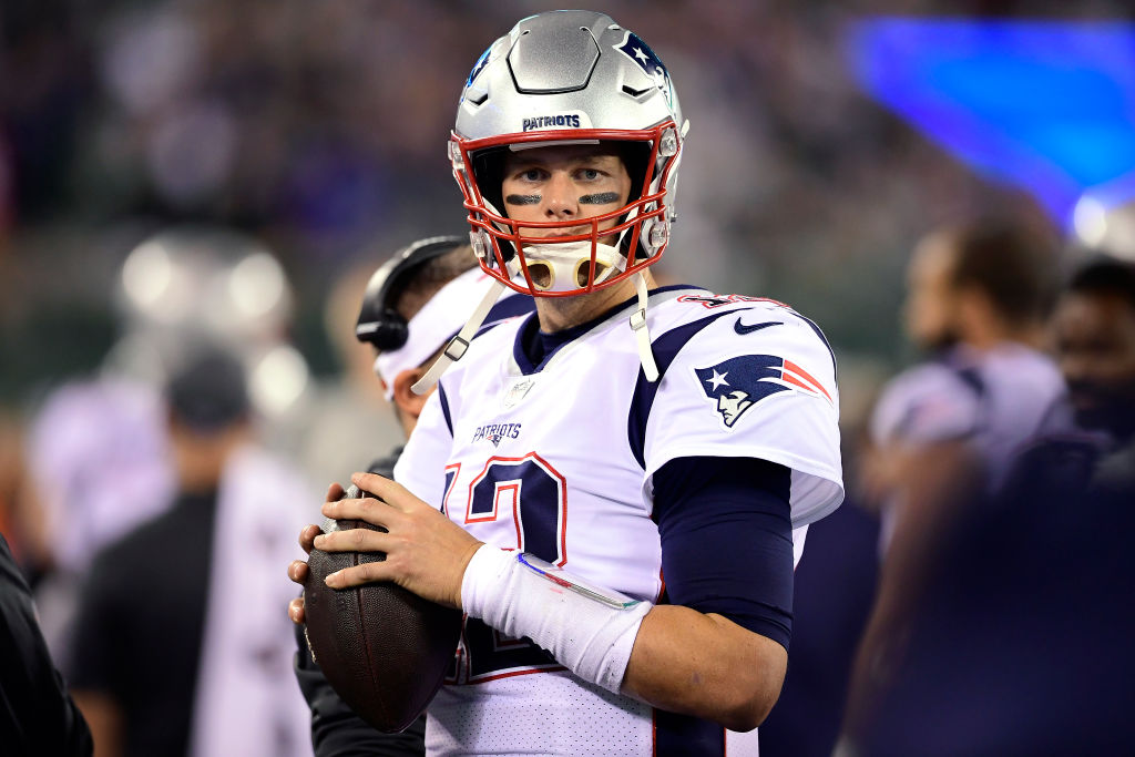 NFL: 2 Factors That Could Keep Tom Brady with Patriots Past 2019 Season