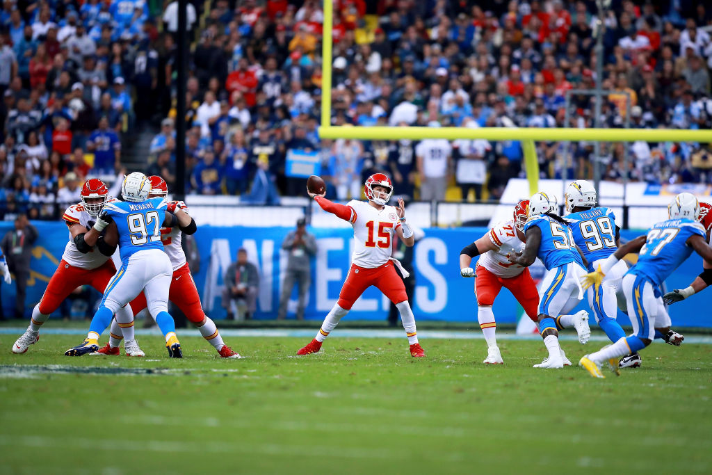 Patrick Mahomes and the Kansas City Chiefs will try to hold off the Oakland Raiders in the AFC West.