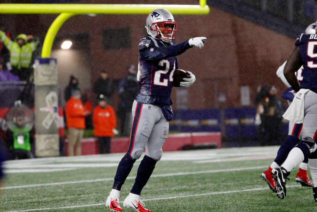 Patriots DB Stephon Gilmore didn't mince words when talking about Eagles tight end Zach Ertz.