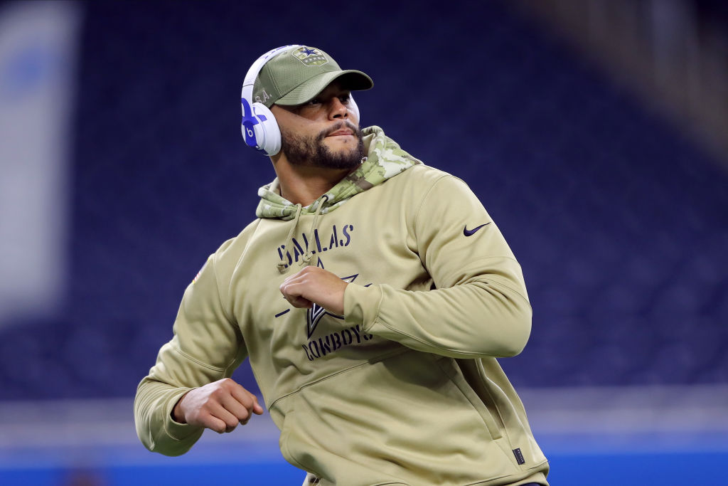 Dallas Cowboys quarterback Dak Prescott warms up before a game.