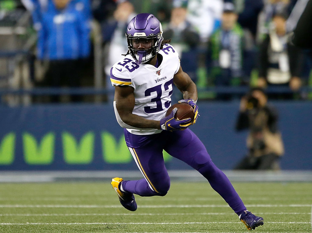 Minnesota Vikings running back Dalvin Cook is battling through a shoulder injury.